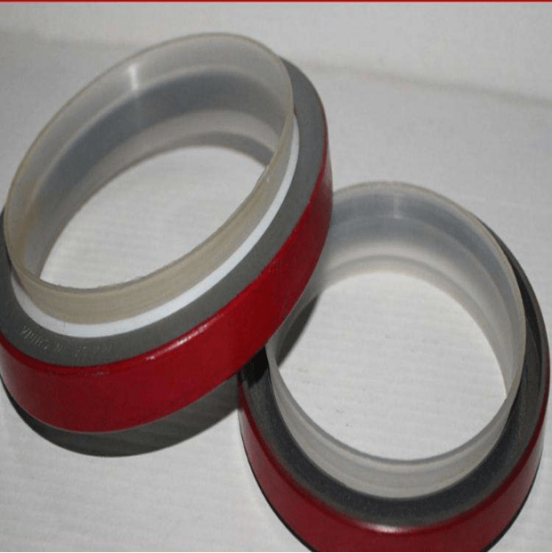 【損】寶馬X6曲軸油封破損造成發動機抖動