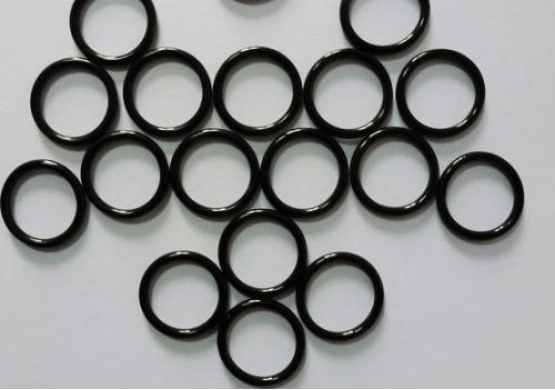 合理選用密封圈的裝置對安裝密封件是非常重要的